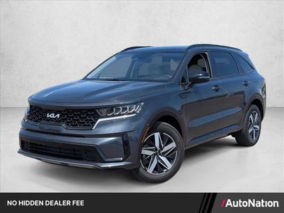 Used 2023 Kia Sorento S w/ Panoramic Sunroof Package