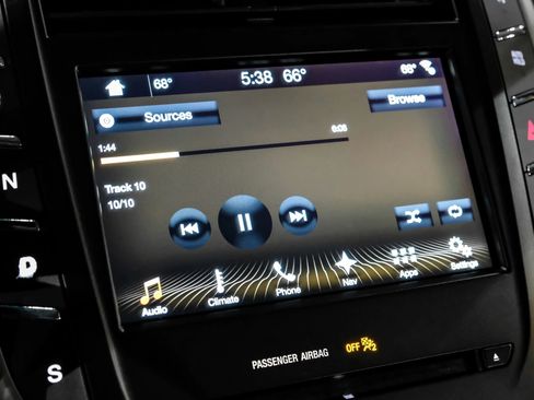 Used 2017 Lincoln MKC Select w/ Select Plus Package FWD image 30
