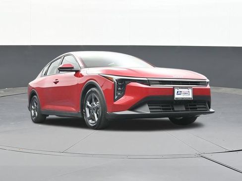 Used 2025 Kia K4 FWD image 55