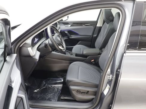 Used 2026 Volkswagen Tiguan SE w/ Panoramic Sunroof Package AWD/4WD image 6