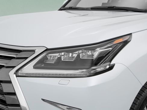 Used 2017 Lexus LX 570 4WD w/ Luxury Package image 62