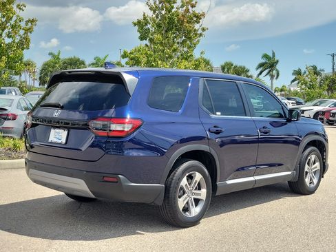 Used 2024 Honda Pilot EX-L image 6