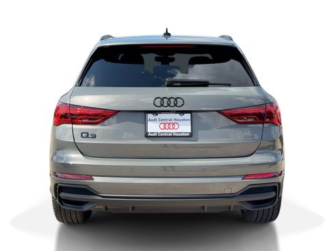 New 2025 Audi Q3 2.0T Premium image 10
