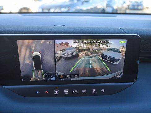 New 2026 Nissan Leaf FWD image 25