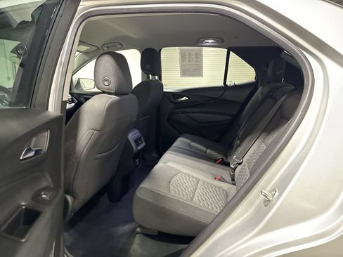 Used 2019 Chevrolet Equinox LT FWD image 22