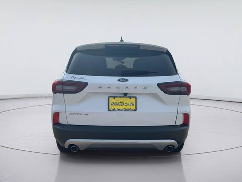 Certified 2024 Ford Escape Active w/ Cold Weather Package FWD image 5