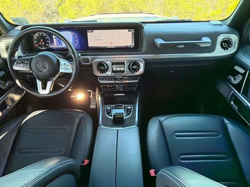 Used 2023 Mercedes-Benz G 550 image 32