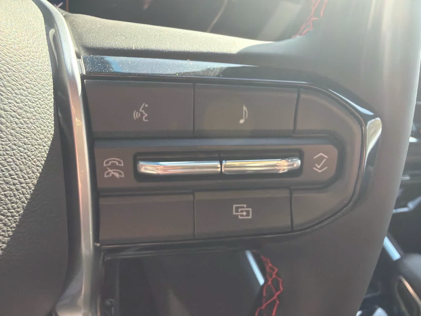New 2026 Chevrolet Colorado Z71 w/ Technology Package AWD/4WD image 16