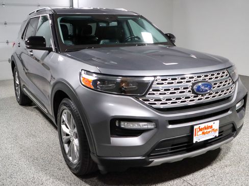 Used 2022 Ford Explorer Limited w/ Equipment Group 301A RWD image 5