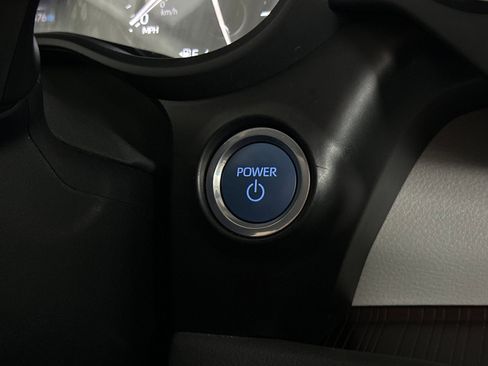 Used 2024 Toyota Sienna XLE image 22