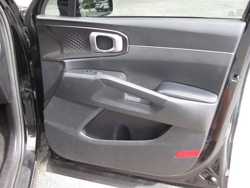 Used 2021 Kia Sorento LX FWD image 37