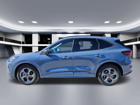 Used 2023 Ford Escape ST-Line w/ Equipment Group 301A image 2