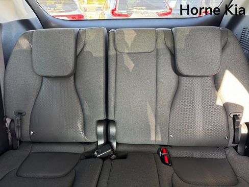 Certified 2024 Kia Carnival LX image 14