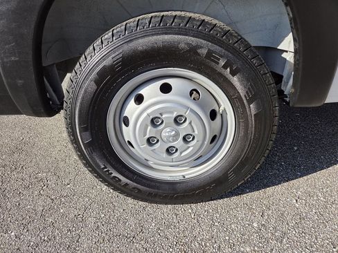 Used 2023 RAM ProMaster 3500 w/ Driver Convenience Group image 19