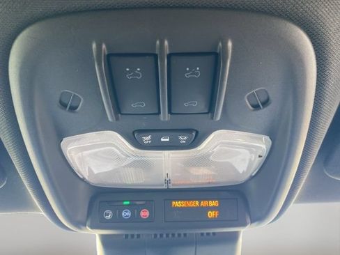 Used 2024 Chevrolet Colorado ZR2 w/ ZR2 Bison Edition AWD/4WD image 36