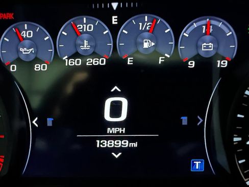 Used 2021 Chevrolet Camaro SS RWD image 24