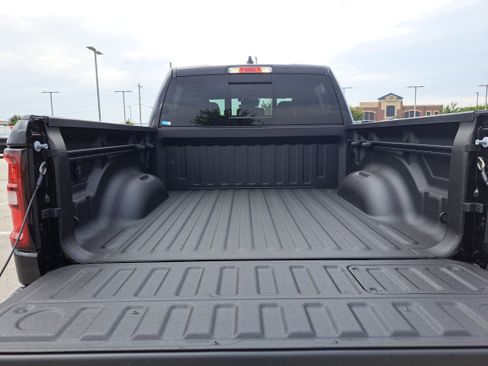 New 2026 RAM 1500 Laramie w/ Night Edition image 9