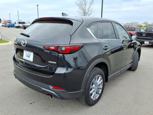 Used 2023 MAZDA CX-5 AWD 2.5 S w/ Select Package image 3
