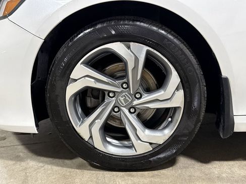 Used 2018 Honda Accord EX-L image 27