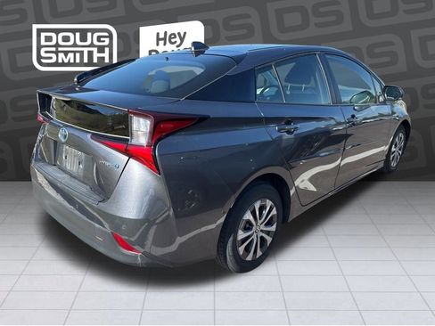 Used 2022 Toyota Prius LE w/ Protection Package #2 (TMS) AWD/4WD image 4