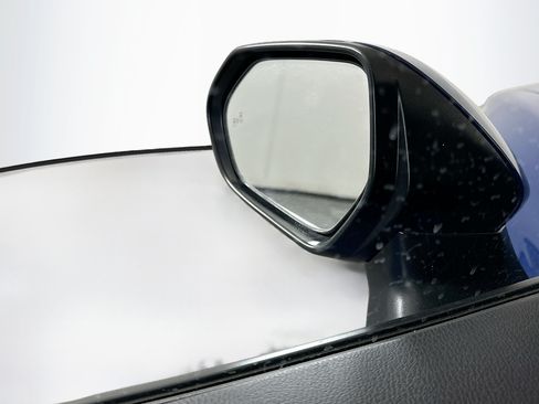 Used 2025 Toyota Camry SE FWD image 16