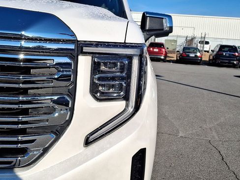 Used 2024 GMC Sierra 1500 Denali w/ Denali Reserve Package image 9