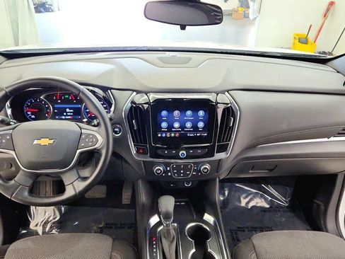 Used 2023 Chevrolet Traverse LT FWD image 28