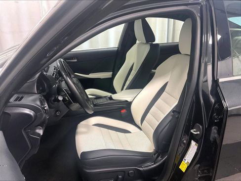 Used 2023 Lexus IS 350 F Sport image 10