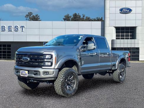 Used 2024 Ford F250 Lariat w/ Lariat Ultimate Package AWD/4WD image 1