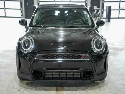 Used 2022 MINI Cooper S image 2