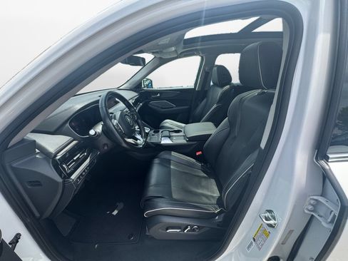 Used 2023 Acura MDX w/ Advance Package AWD/4WD image 11