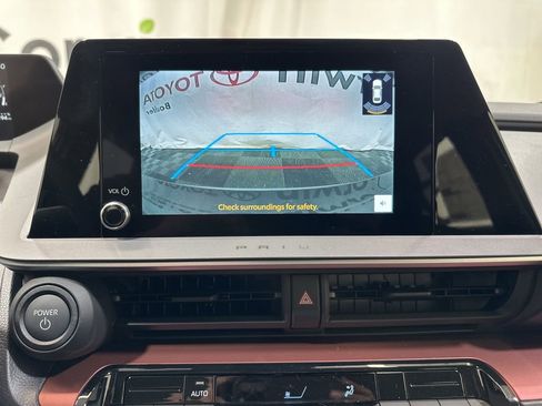 New 2026 Toyota Prius SE image 28