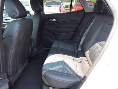New 2026 Chevrolet Trax LT w/ LT Convenience Package FWD image 25