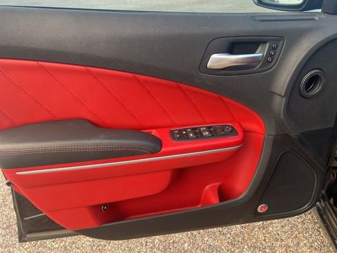 Used 2015 Dodge Charger R/T RWD image 8