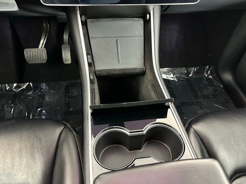 Used 2020 Tesla Model Y Long Range AWD/4WD image 13