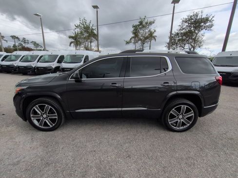 Used 2019 GMC Acadia Denali w/ Technology Package AWD/4WD image 8