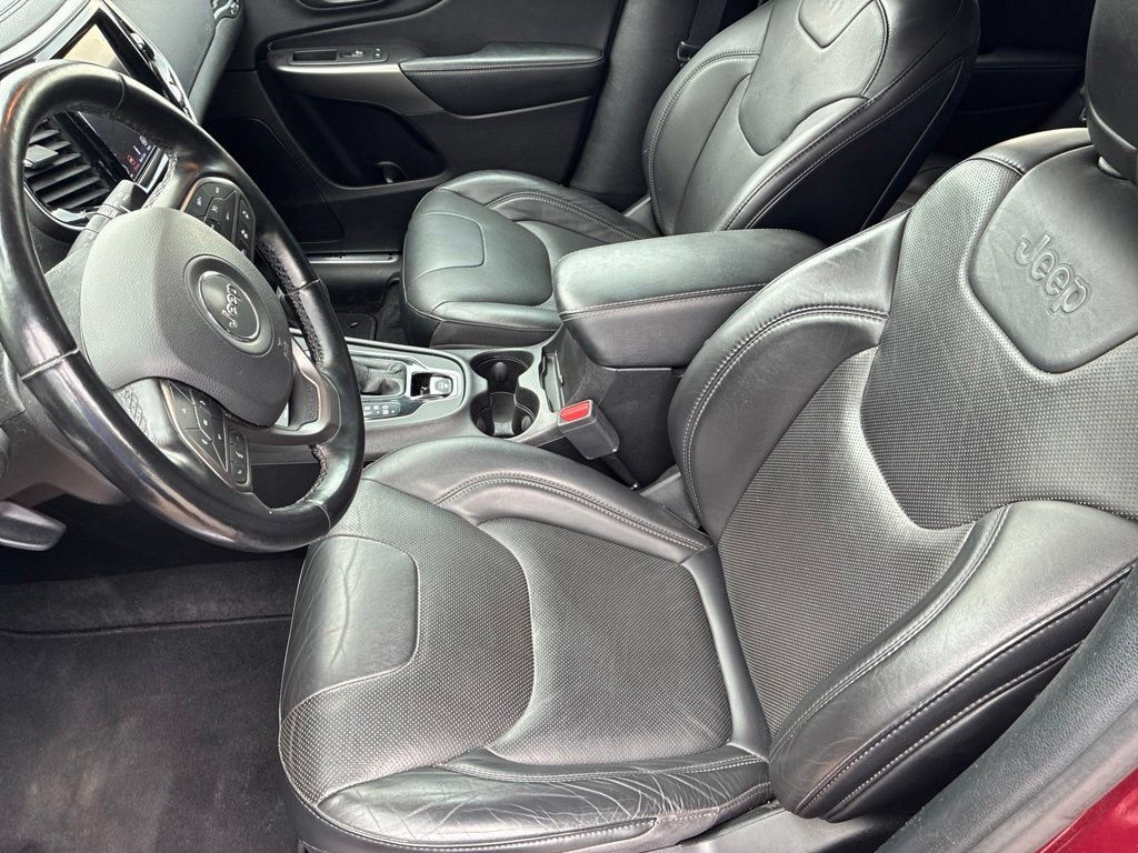Used 2021 Jeep Cherokee Limited AWD/4WD image 11