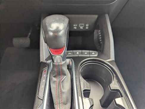Used 2022 Chevrolet TrailBlazer RS w/ Convenience Package FWD image 12
