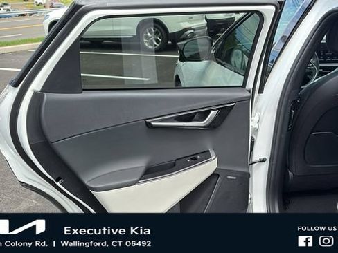 Certified 2024 Kia EV6 GT-Line AWD/4WD image 23