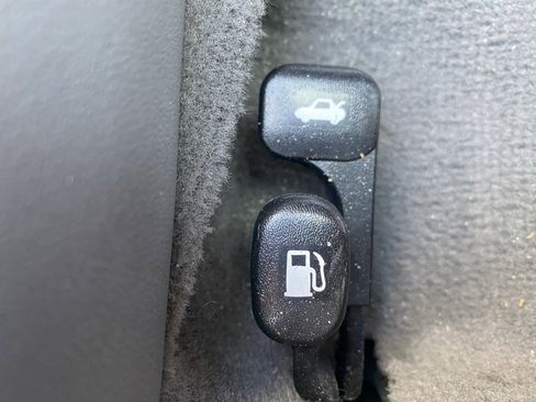 Used 2023 Hyundai Elantra SEL w/ Preferred Accessory Package image 27