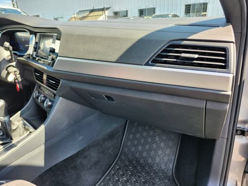 Certified 2023 Volkswagen Jetta Sport FWD image 12