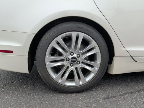 Used 2014 Lincoln MKZ Hybrid w/ Equipment Group 202A Reserve image 27