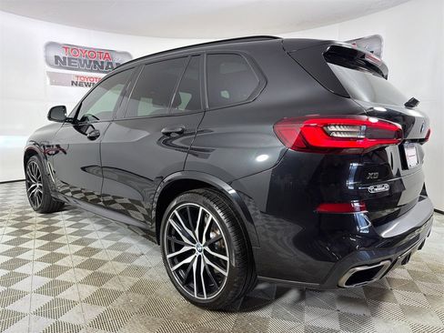 Used 2022 BMW X5 M50i image 7