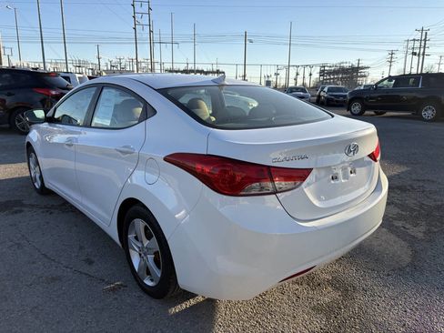 Used 2013 Hyundai Elantra GLS w/ Preferred Pkg image 9