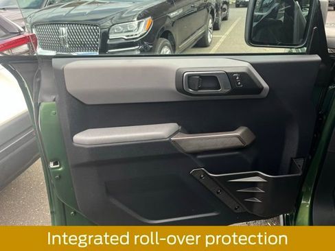 Certified 2022 Ford Bronco Black Diamond image 13