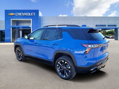 New 2026 Chevrolet Equinox RS w/ Convenience Package III FWD image 3