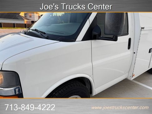 Used 2018 Chevrolet Express 3500 w/ Power Convenience Package image 28