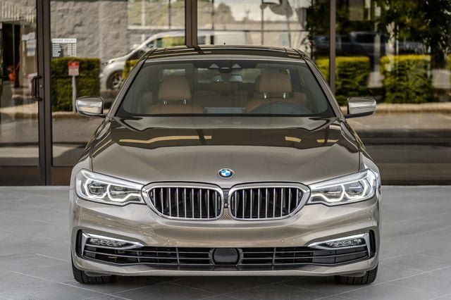 Used 2017 BMW 540i RWD image 5