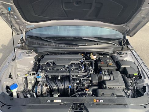 New 2026 Hyundai Elantra Sport w/ Cargo Package image 32