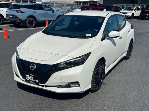 Used 2023 Nissan Leaf SV Plus FWD image 3